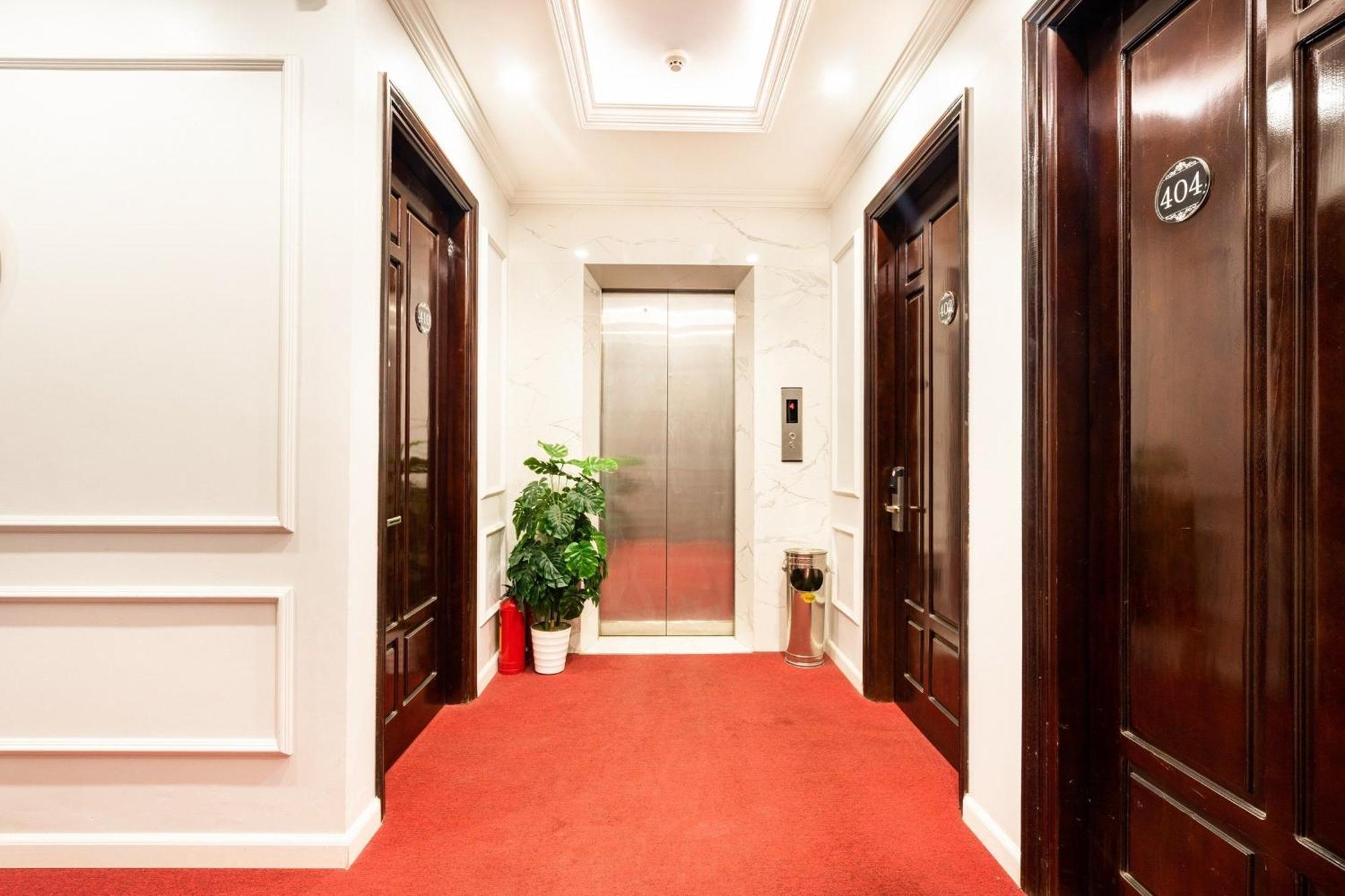 Kieu Anh Hotel - 81 Trung Kinh - By Bay Luxury Hanoi Exterior foto