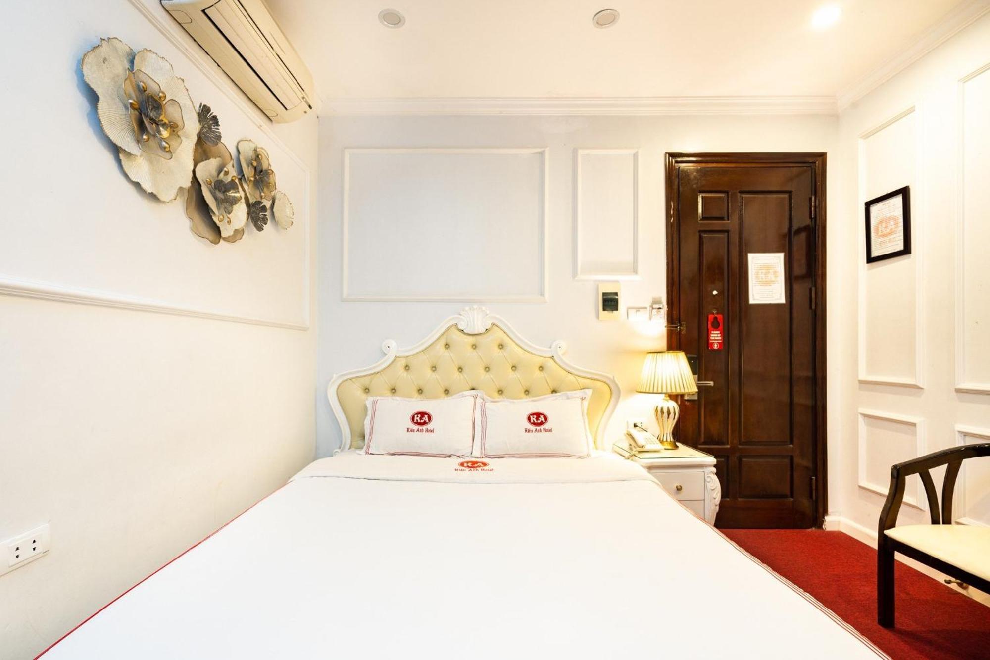 Kieu Anh Hotel - 81 Trung Kinh - By Bay Luxury Hanoi Exterior foto